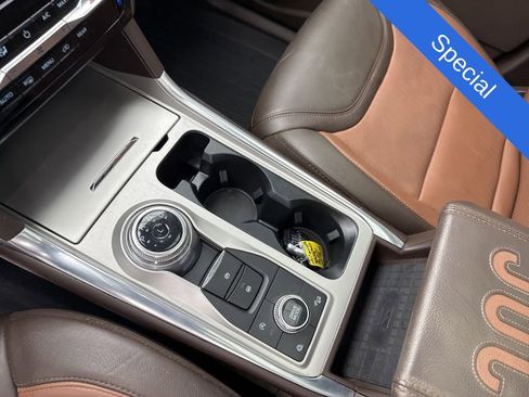 Used 2023 Ford Explorer King Ranch AWD/4WD image 21