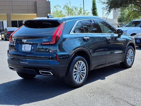 Used 2025 Cadillac XT4 Premium Luxury w/ Technology Package FWD image 5