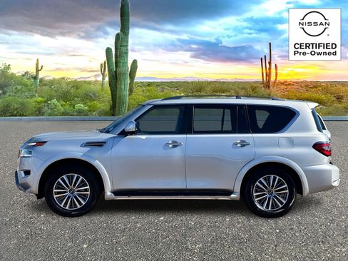 Certified 2023 Nissan Armada SL image 3