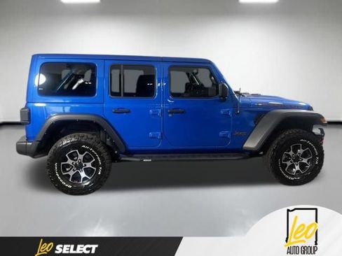 Used 2023 Jeep Wrangler Unlimited Rubicon w/ Cold Weather Group AWD/4WD image 5
