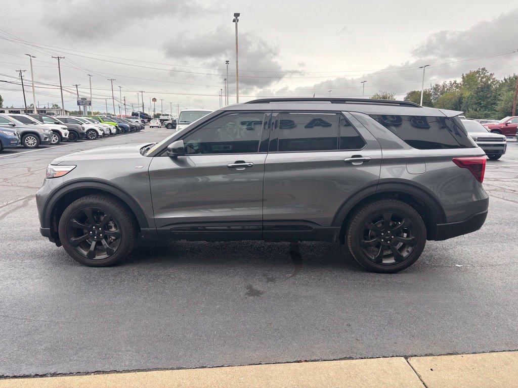 Used 2024 Ford Explorer ST-Line w/ Class IV Trailer Tow Package AWD/4WD image 8