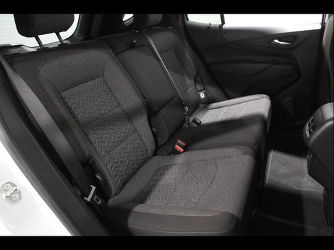 Certified 2024 Chevrolet Equinox LT AWD/4WD image 17