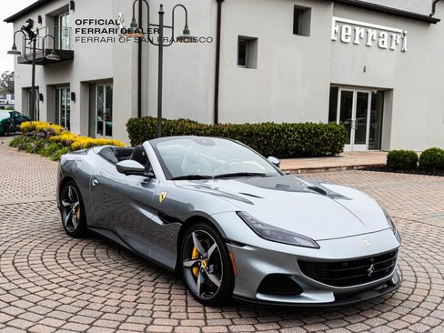 Certified 2022 Ferrari Portofino M RWD image 1