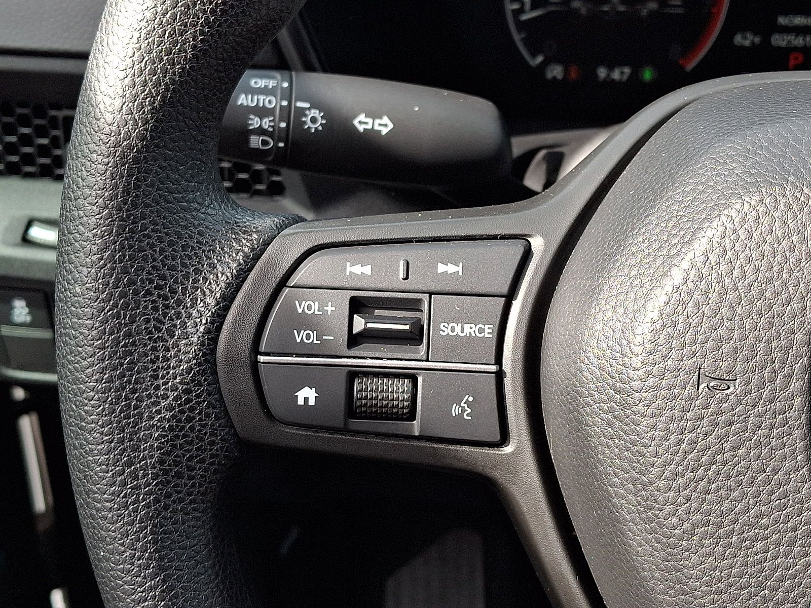 Used 2023 Honda CR-V EX image 22