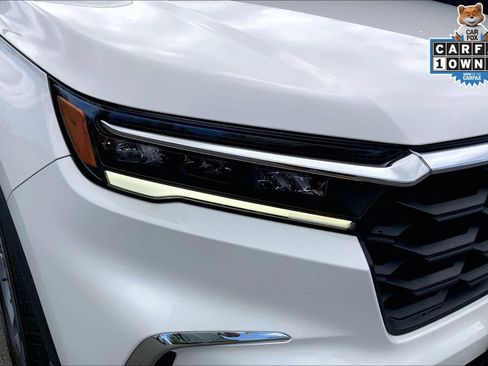 Used 2025 Honda Pilot EX-L image 29