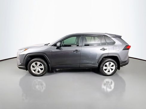 Used 2022 Toyota RAV4 LE image 8