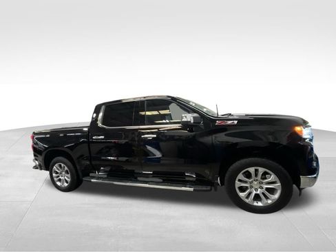 Used 2025 Chevrolet Silverado 1500 LTZ w/ LTZ Premium Package AWD/4WD image 6