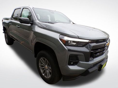 New 2026 Chevrolet Colorado LT w/ LT Convenience Package AWD/4WD image 10