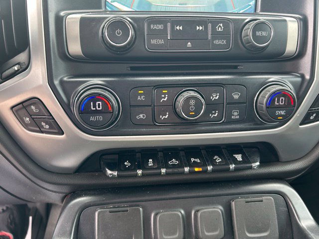 Used 2019 GMC Sierra 2500 SLT w/ Duramax Plus Package AWD/4WD image 18