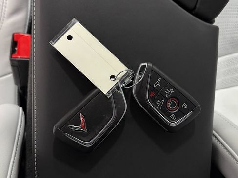 Used 2022 Chevrolet Corvette 3LT w/ Z51 Performance Package image 39