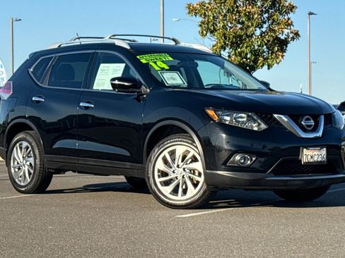 Used 2014 Nissan Rogue SL image 2