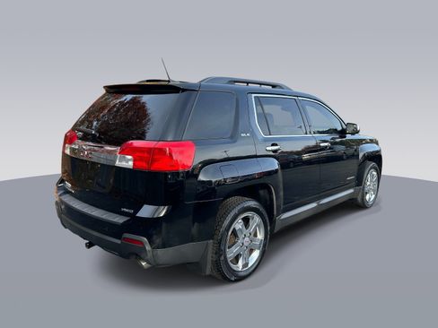 Used 2013 GMC Terrain SLE w/ Chrome and Technology Package AWD/4WD image 3
