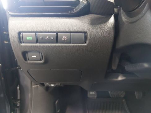 Certified 2025 Nissan Sentra SV w/ All-Weather Package FWD image 25