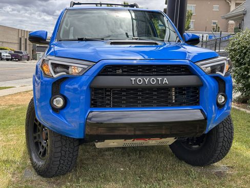 Used 2019 Toyota 4Runner TRD Pro AWD/4WD image 4