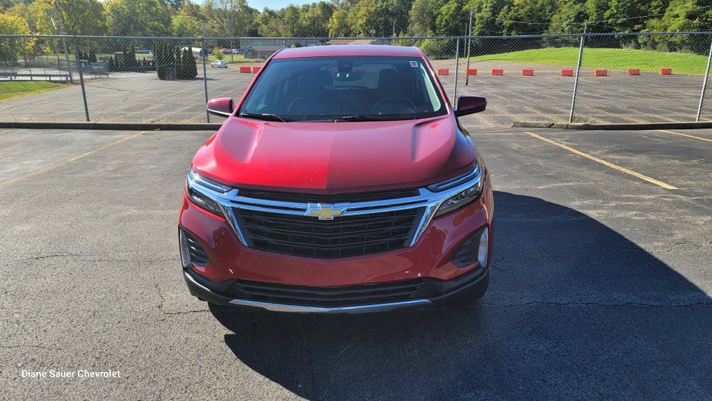 Used 2024 Chevrolet Equinox LT FWD image 1