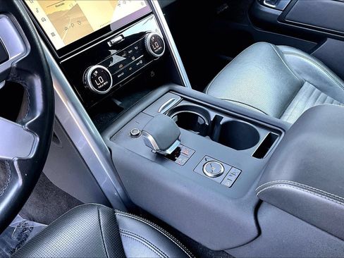Used 2023 Land Rover Discovery S R-Dynamic AWD/4WD image 15