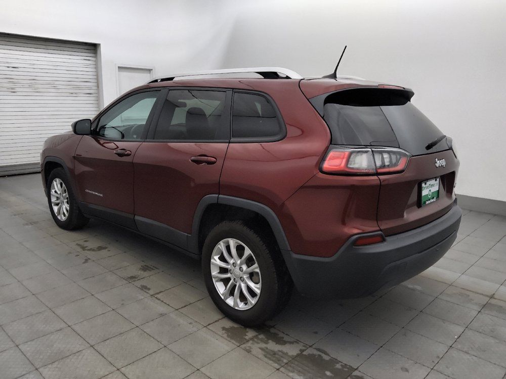 Used 2020 Jeep Cherokee Latitude FWD image 3