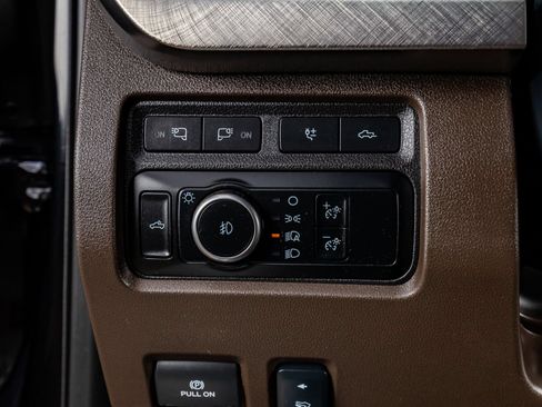 Used 2024 Ford F250 King Ranch w/ Chrome Package AWD/4WD image 21