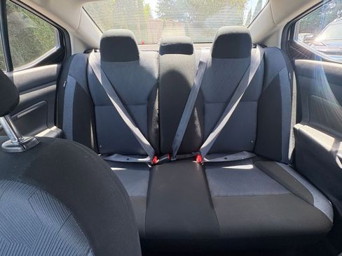 Used 2025 Nissan Versa SV FWD image 36