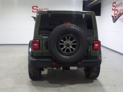 Used 2022 Jeep Wrangler Unlimited Rubicon w/ Trailer Tow Package image 3