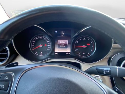 Certified 2019 Mercedes-Benz GLC 300 4MATIC image 11