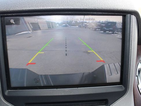 Used 2016 Ford F250 Lariat w/ Chrome Package image 31