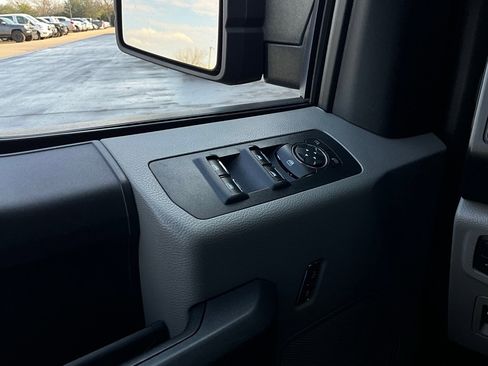 Used 2016 Ford F150 XL w/ Equipment Group 101A Mid image 18