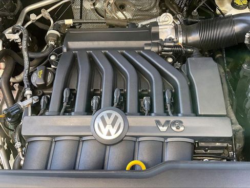 Certified 2022 Volkswagen Atlas SE w/ Panoramic Sunroof Package FWD image 32
