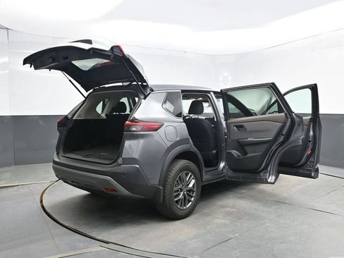 Used 2023 Nissan Rogue S AWD/4WD image 43