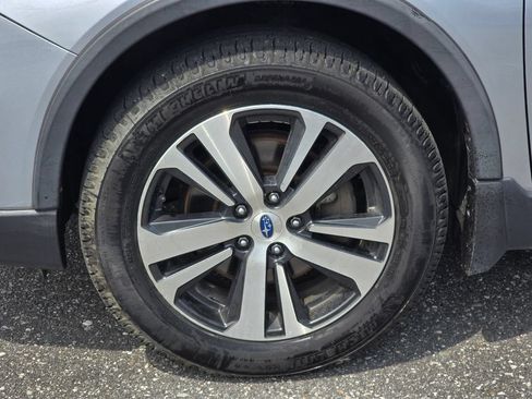 Used 2018 Subaru Outback 2.5i Limited AWD/4WD image 13
