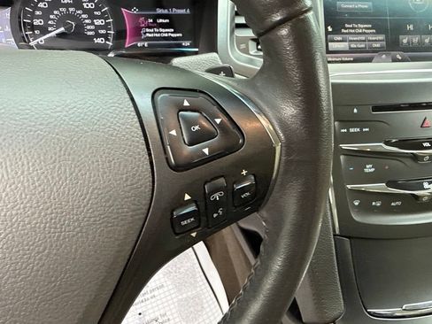 Used 2015 Lincoln MKS AWD image 27