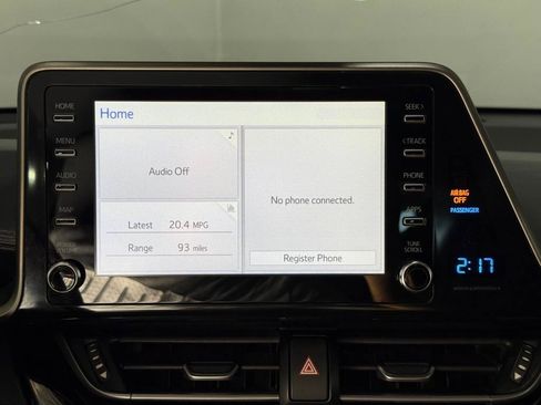 Used 2019 Toyota C-HR XLE FWD image 15