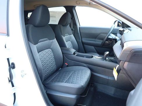 New 2026 Nissan Kicks SV image 24