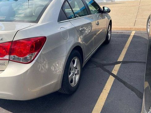 Used 2013 Chevrolet Cruze LT FWD image 3