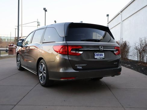 Used 2022 Honda Odyssey Touring image 5