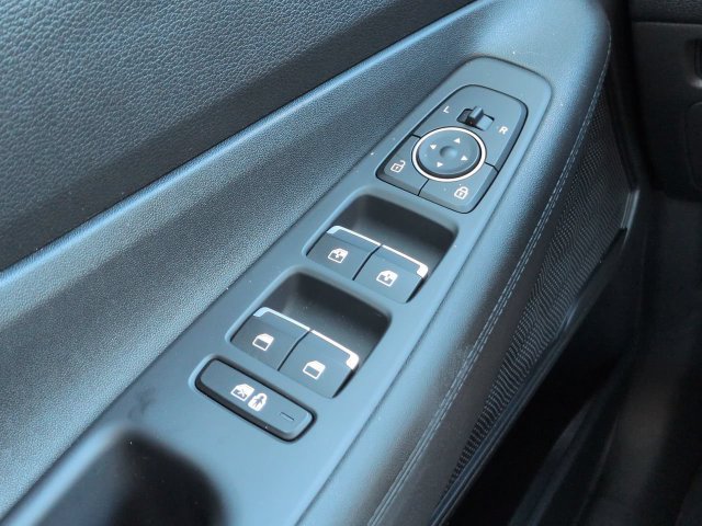 Used 2023 Hyundai Santa Fe SEL FWD image 24
