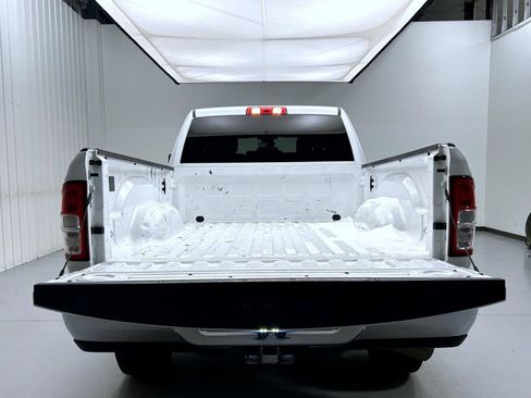 Used 2024 RAM 2500 Big Horn image 21