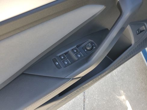 New 2025 Volkswagen Jetta SE image 13