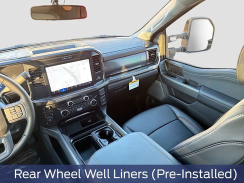 New 2026 Ford F250 Lariat w/ Black Appearance Package image 30