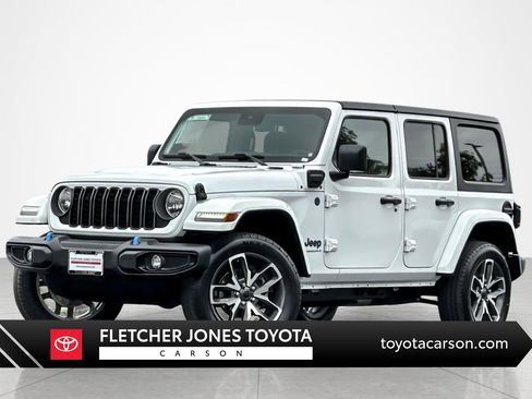 Used 2024 Jeep Wrangler Unlimited w/ Convenience Group AWD/4WD image 1