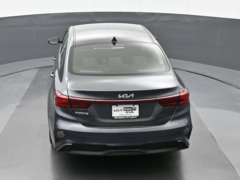 Used 2022 Kia Forte LXS FWD image 30