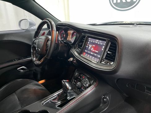 Used 2019 Dodge Challenger R/T Scat Pack w/ Driver Convenience Group image 19