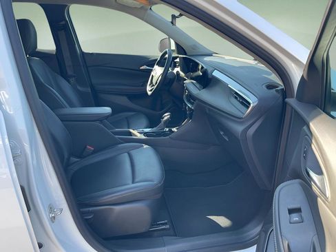 Used 2024 Buick Encore GX Sport Touring image 18