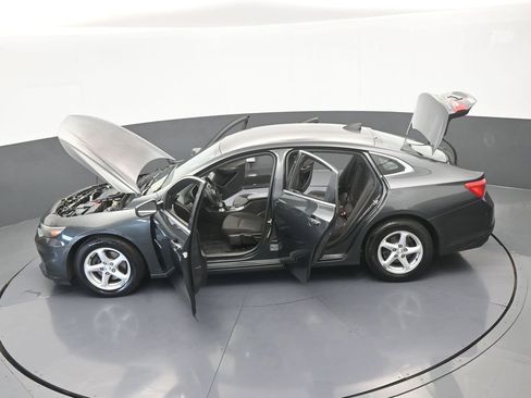 Used 2018 Chevrolet Malibu LS FWD image 56