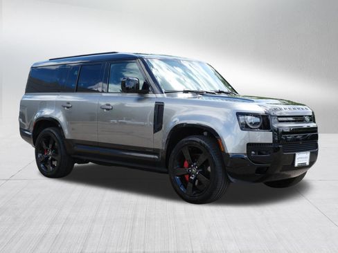 Used 2025 Land Rover Defender 130 X AWD/4WD image 7