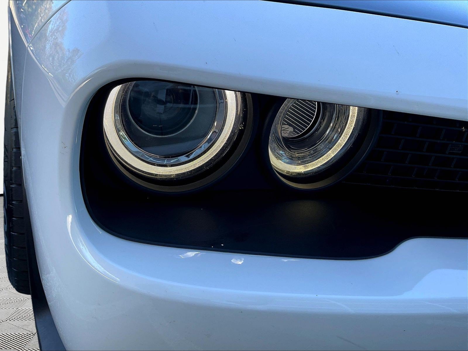 Used 2018 Dodge Challenger SRT Hellcat RWD image 30