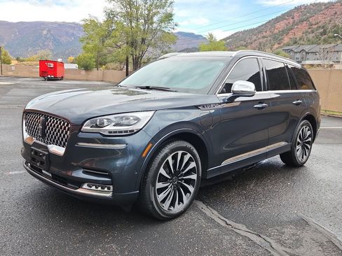 Used 2020 Lincoln Aviator Black Label Grand Touring w/ Class IV Trailer Tow Package image 4