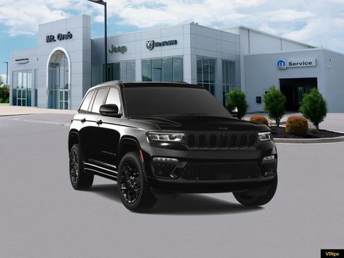 New 2025 Jeep Grand Cherokee Summit image 17