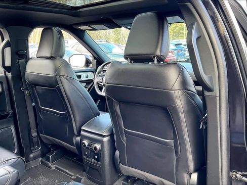 Used 2023 Ford Explorer ST w/ Equipment Group 401A image 21