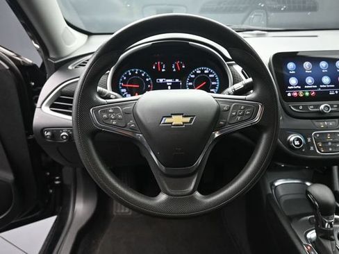 Used 2024 Chevrolet Malibu LT FWD image 18
